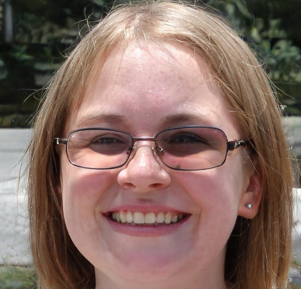 Penelope Harrington, Senior Financial Educator